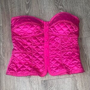 Worth 100% silk hot pink Quilted Pink Bustier Top size 2 date. Night cami